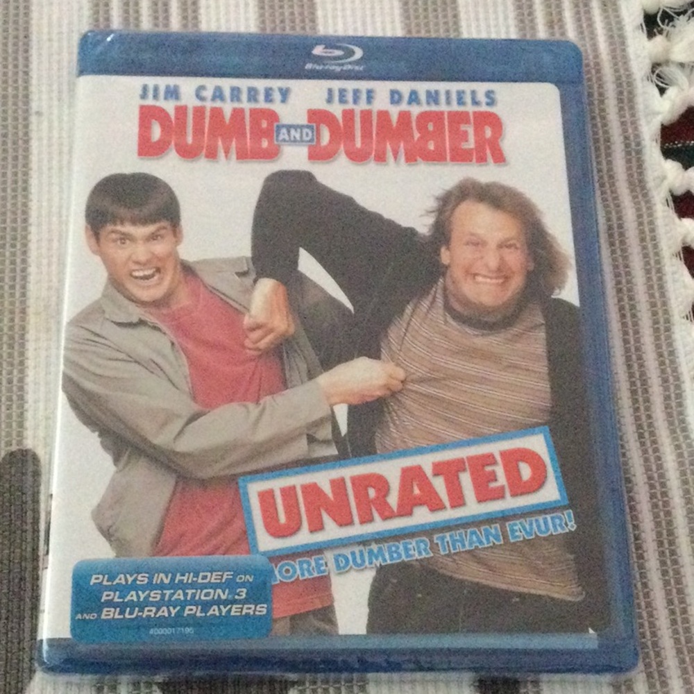 DUMB AND DUMBER (UNRATED DUMBER THAN EVUR!)